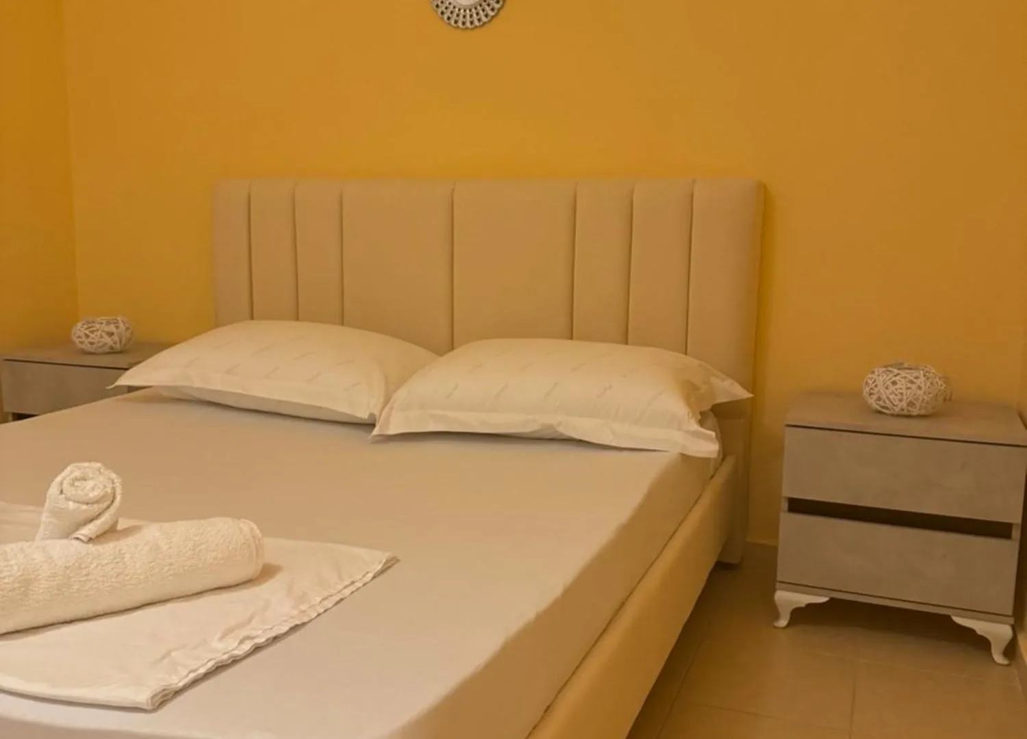 Apartment At New Bazar With A View And Balcony Tirana Albania