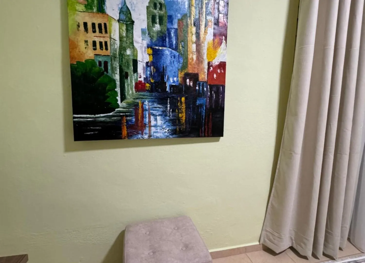 Apartment At New Bazar With A View And Balcony Tirana Albania