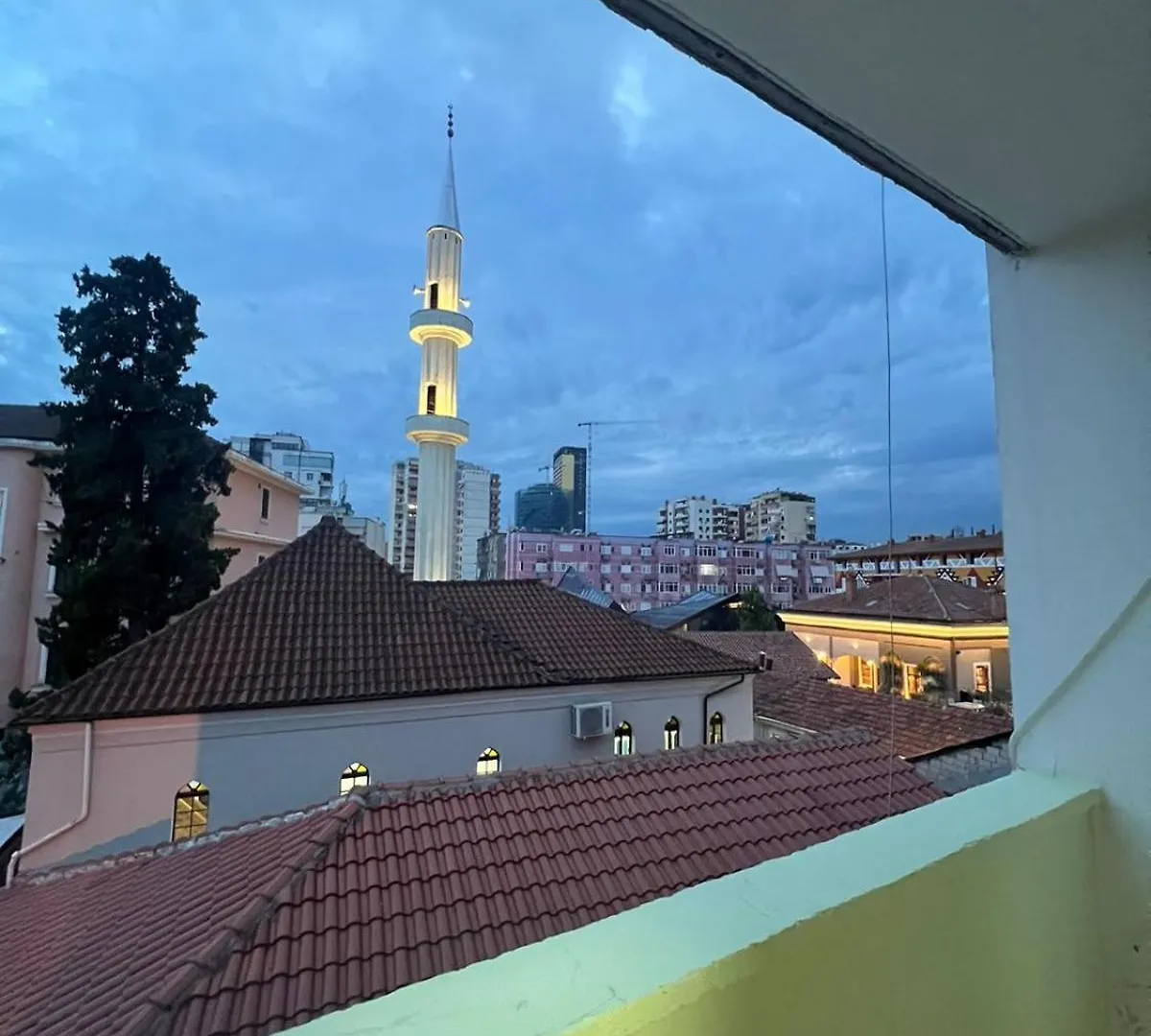 Apartment At New Bazar With A View And Balcony Tirana