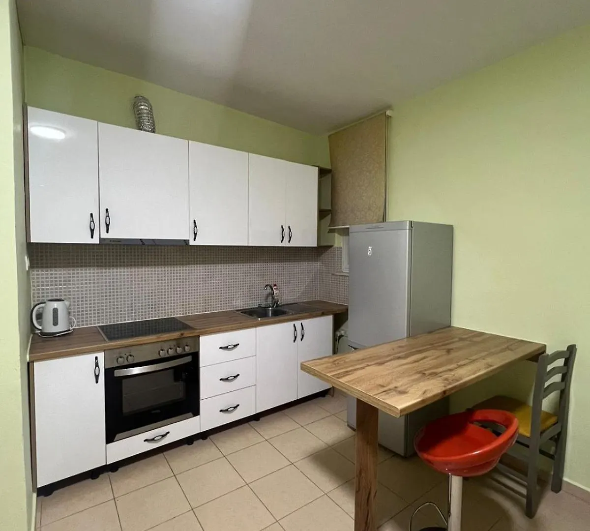 Apartment At New Bazar With A View And Balcony Tirana